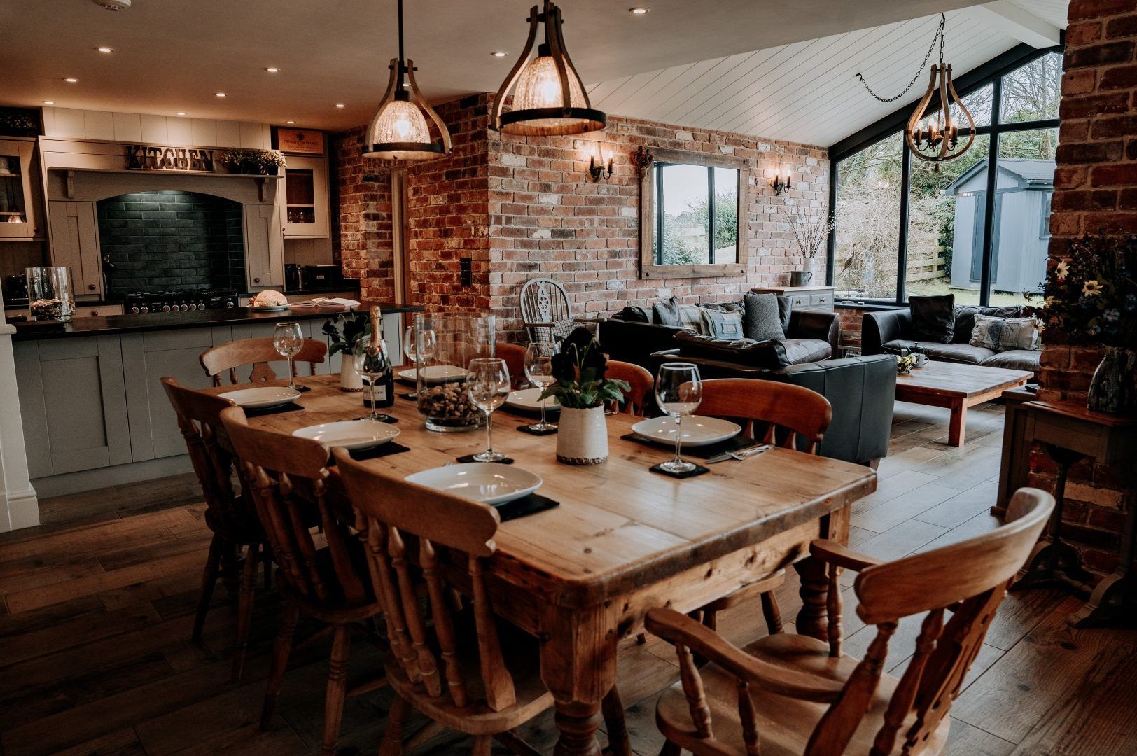 Secret Retreat St Davids Dining Area