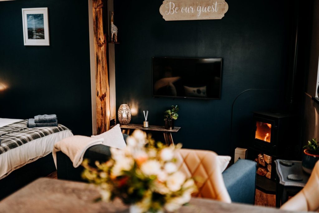 Ty Cosy St Davids Lounge Area 3