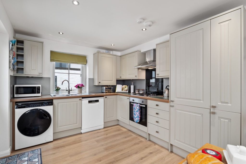 Bishops Cottage St Davids Kitchen