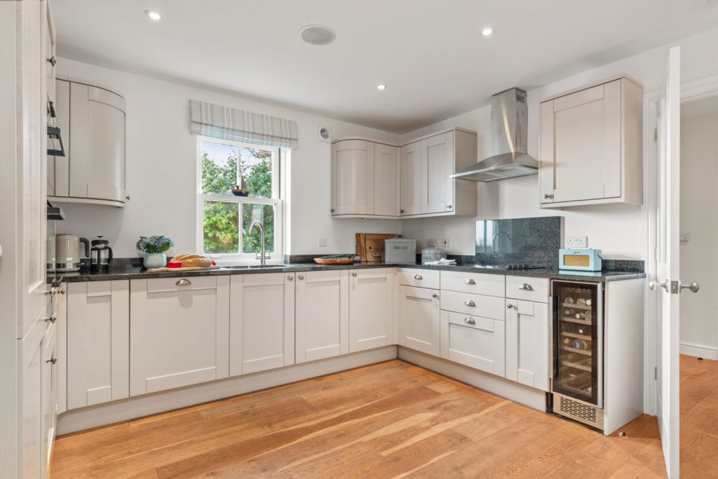 Boathouse Cottage Solva Kitchen 2