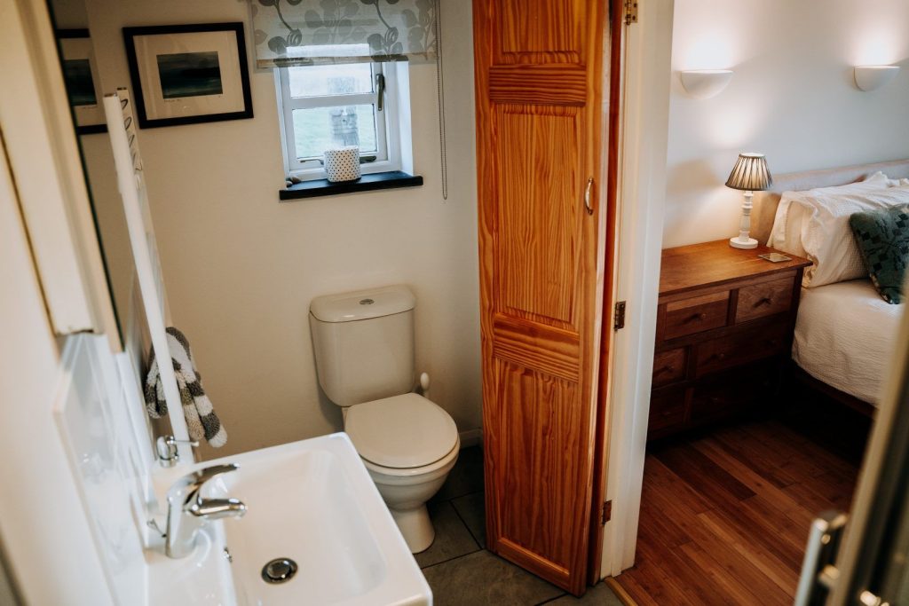 Bwthyn Dowrog St Davids Shower Room 2