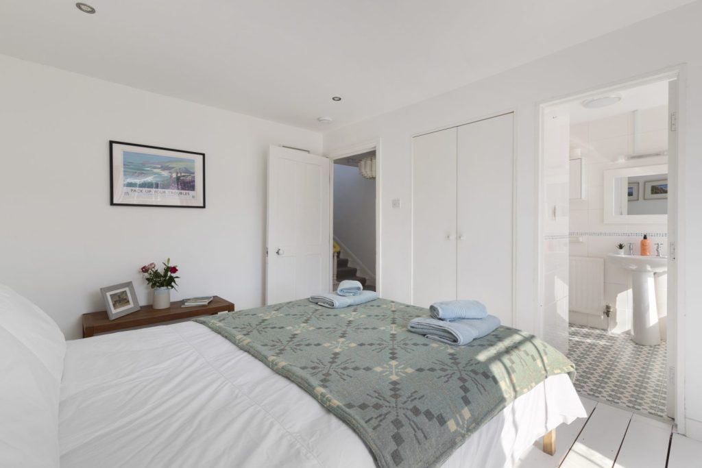 Coastguards House St Davids Kingsize Bedroom 2