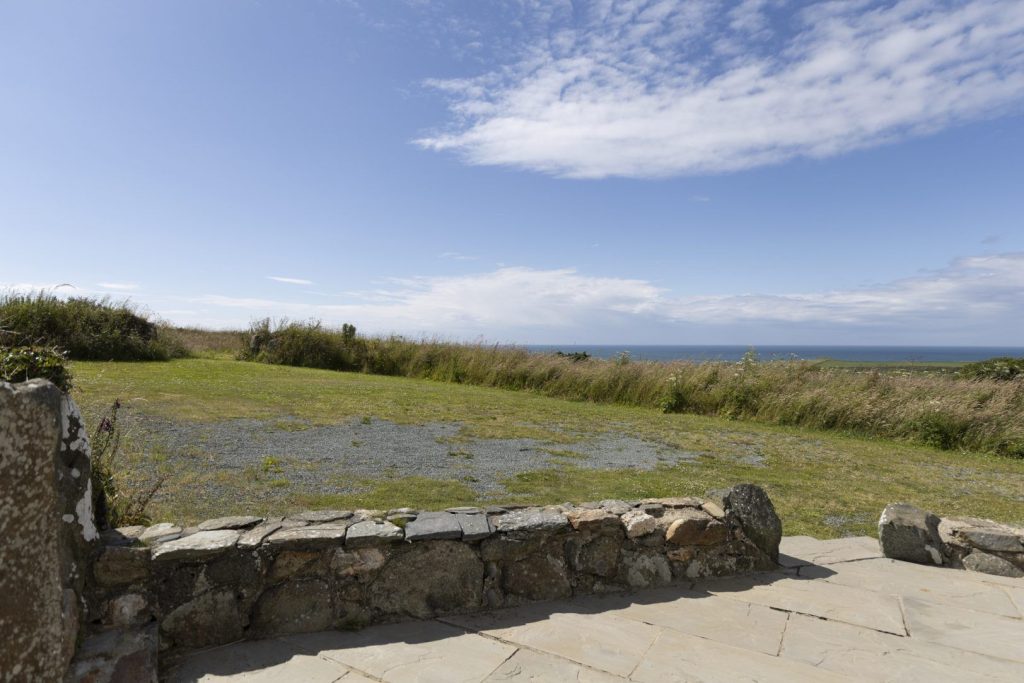 Ffynnon Wdig Abereiddy Views