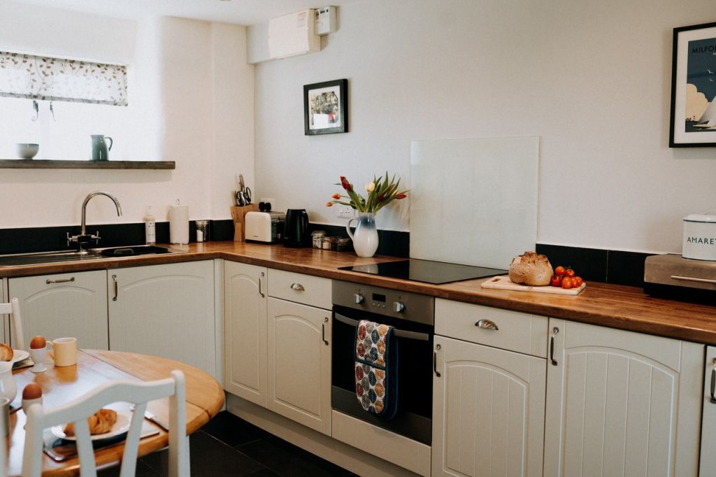 Dairy Cottage St Davids Kitchen 3