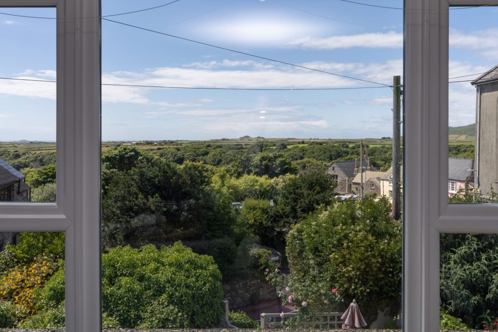 Gallery House St Davids Lounge View