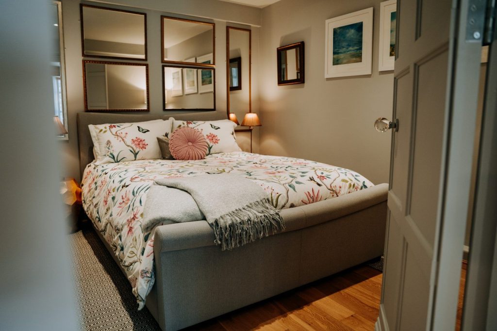 Gallery Nook St Davids Bedroom