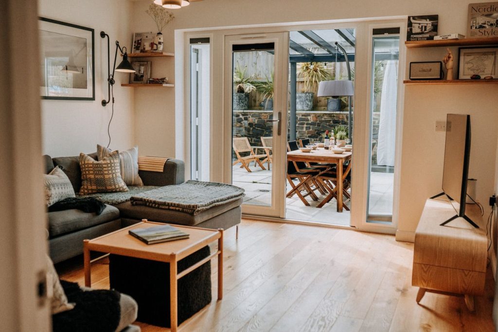 Galwad  Y Mor St Davids Lounge