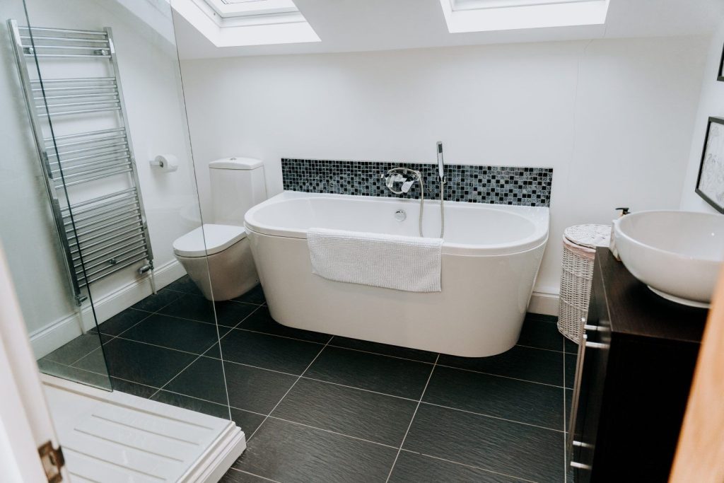 Glanhafan Solva Bathroom