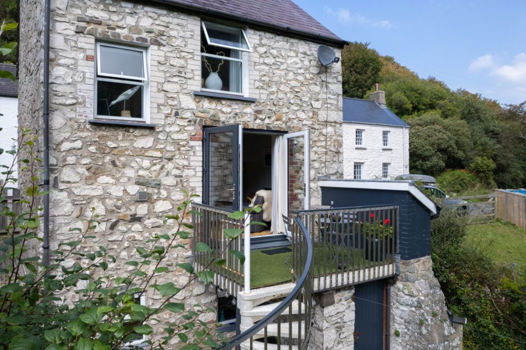 Grove Cottage Solva Balcony 2