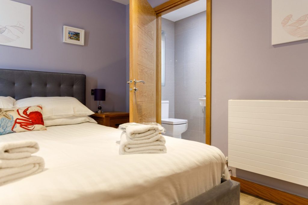 Harmon Vale Solva Kingsize Bedroom 4