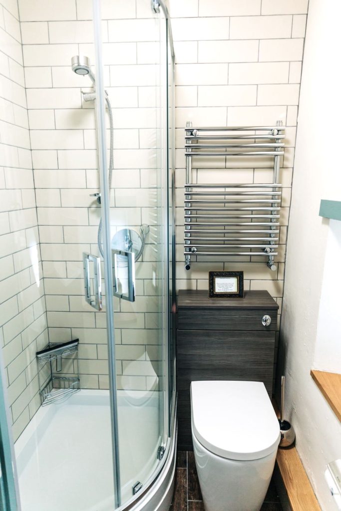 Ysgol Fach St Davids Bathroom 