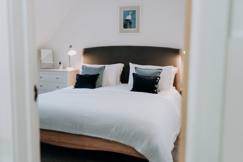 Y Mor St Davids Master Bedroom 2 