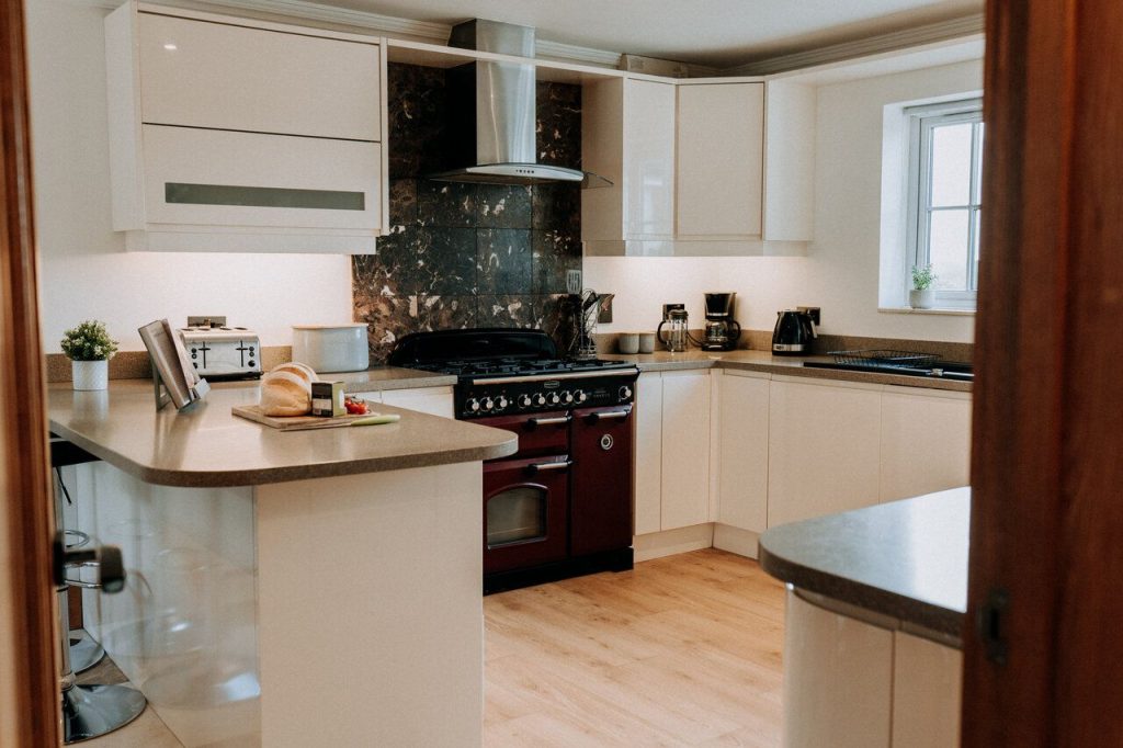 Y Bwlch Solva Kitchen 1 