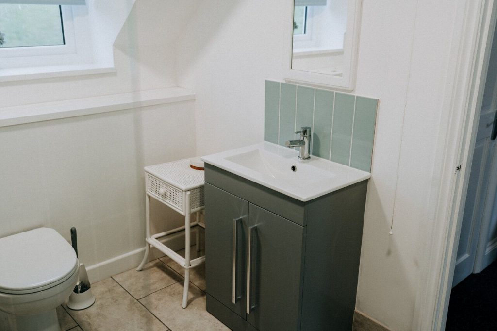 Wellfield Cottage Solva Ensuite Bathroom 