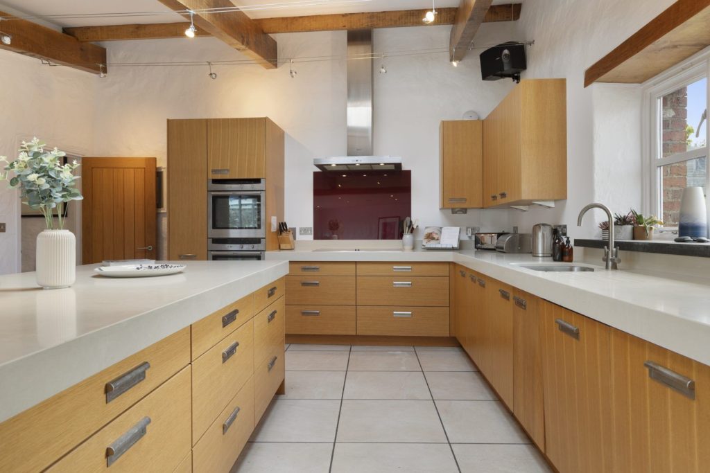 Joyful House Abereiddy Kitchen 3