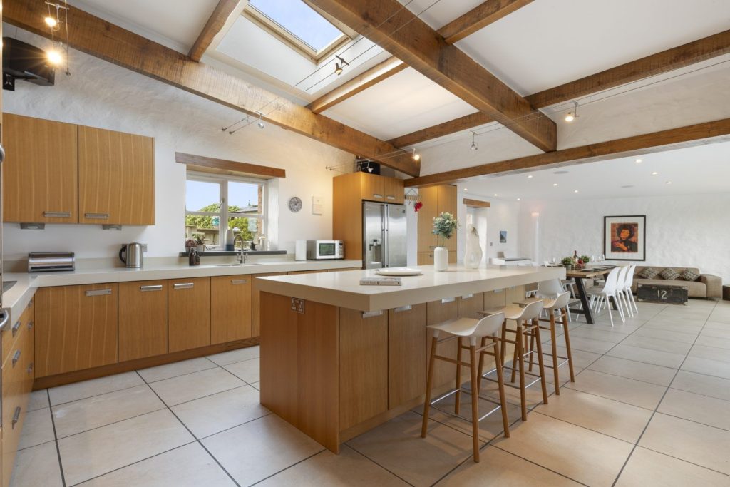 Joyful House Abereiddy Kitchen 2