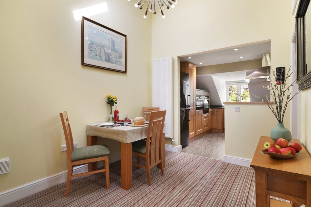 Lan Lofft St Davids Dining Area