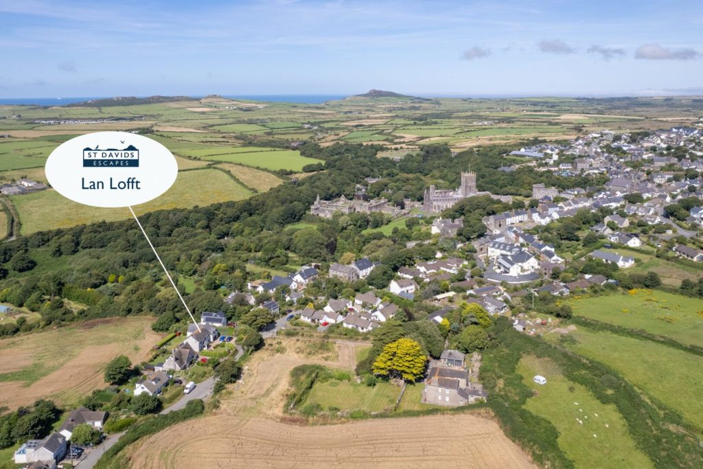 Lan Lofft St Davids Location