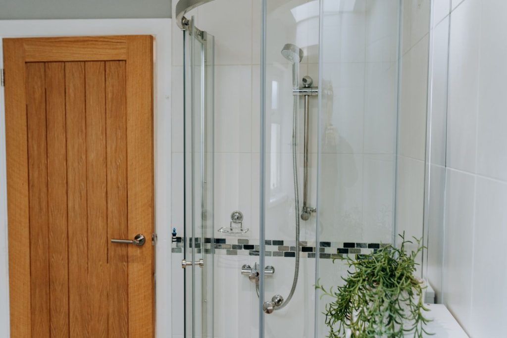 No 45 St Davids Shower