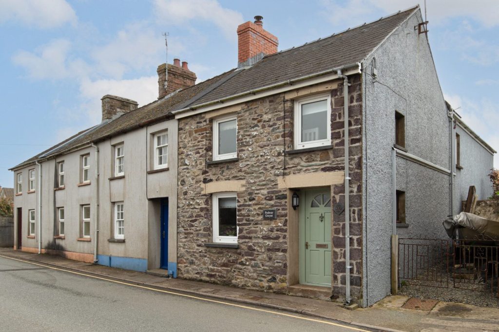 Pedwar Gwynt St Davids Exterior 2