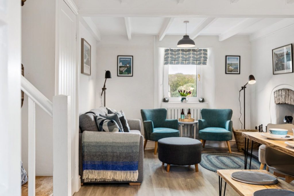 Pedwar Gwynt St Davids Living Area 4