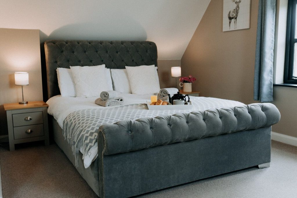 Pen Bryn St Davids Master Bedroom 2