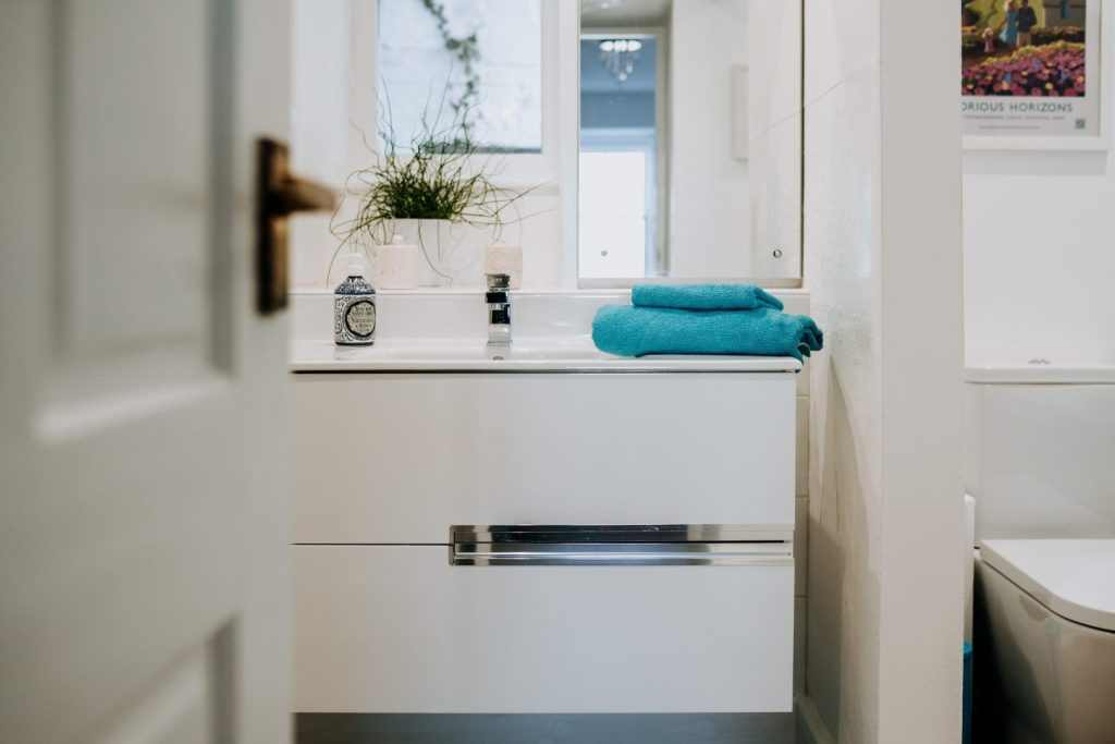 The Retreat St Davids Bedroom Bathroom 3