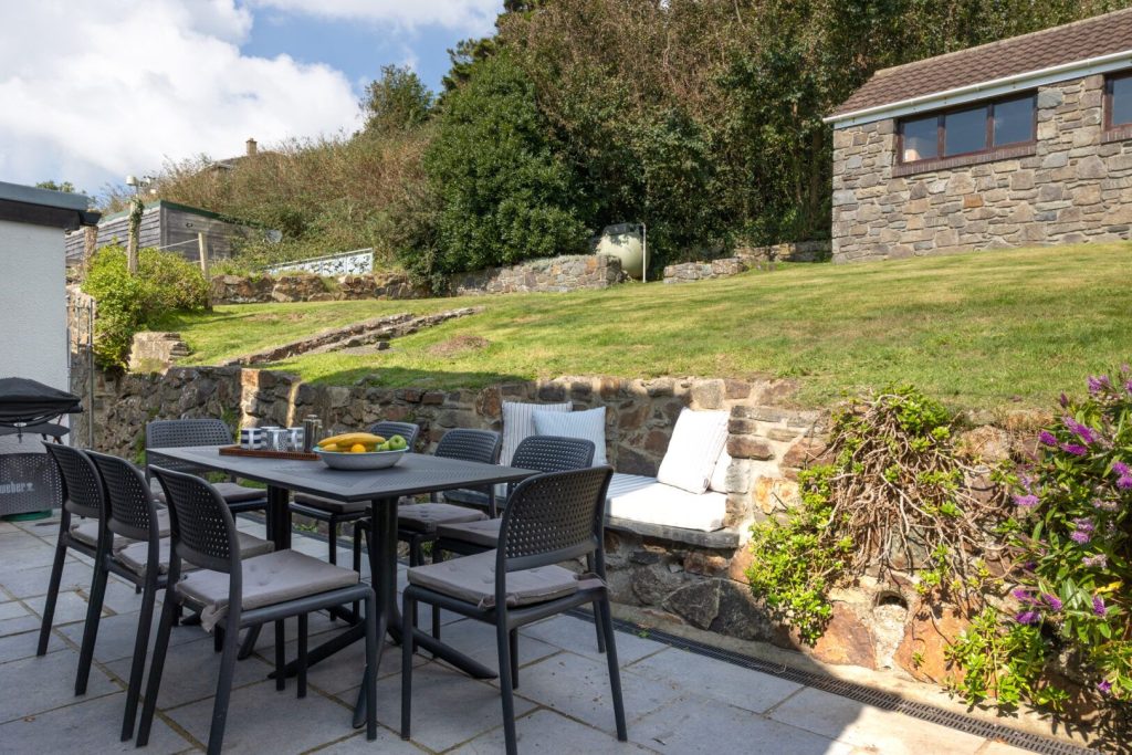 The Beacon Solva Garden 2