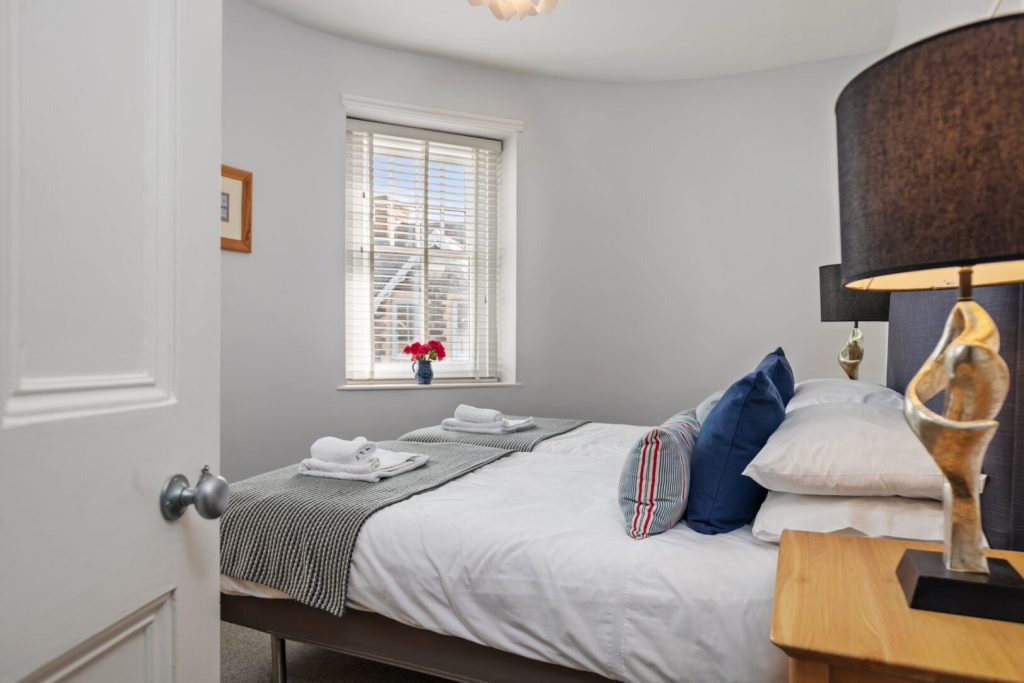 Ty Banc St Davids Twin Bedroom