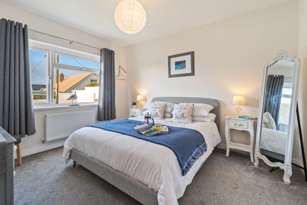 Ty haf St Davids King Size Bedroom