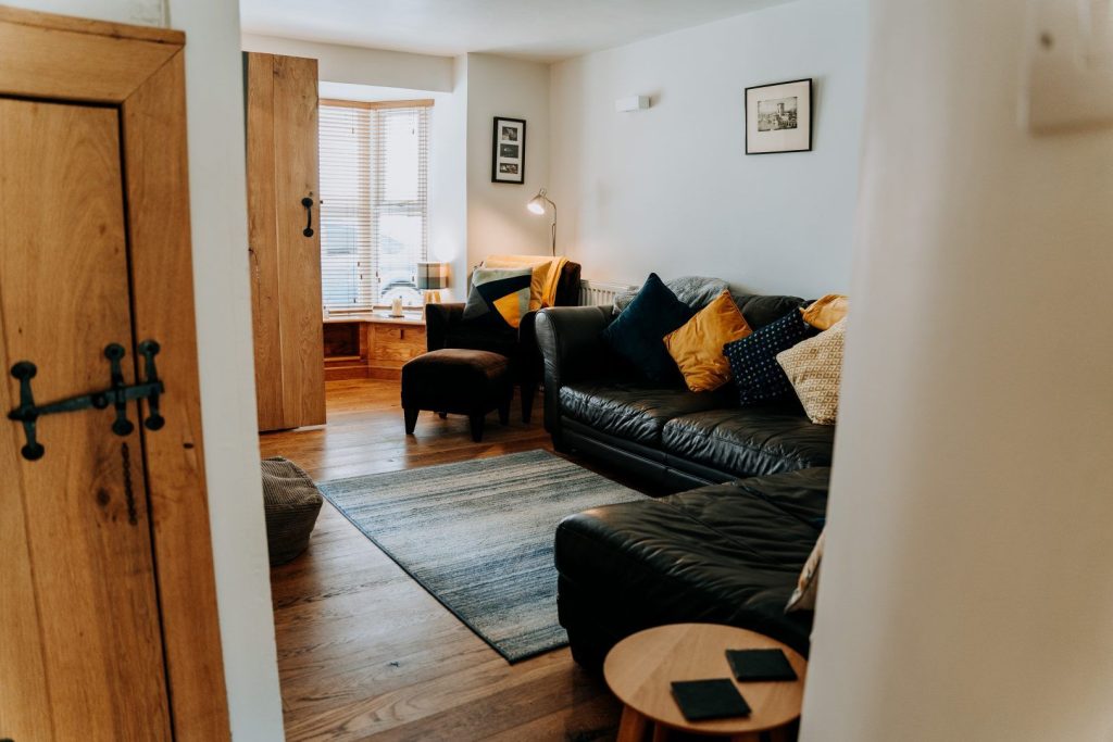 Ty Morlo St Davids Lounge