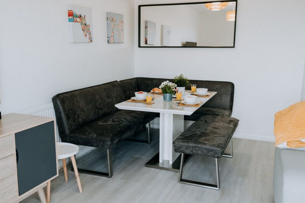 Ty Pendragon St Davids Dining Area 3