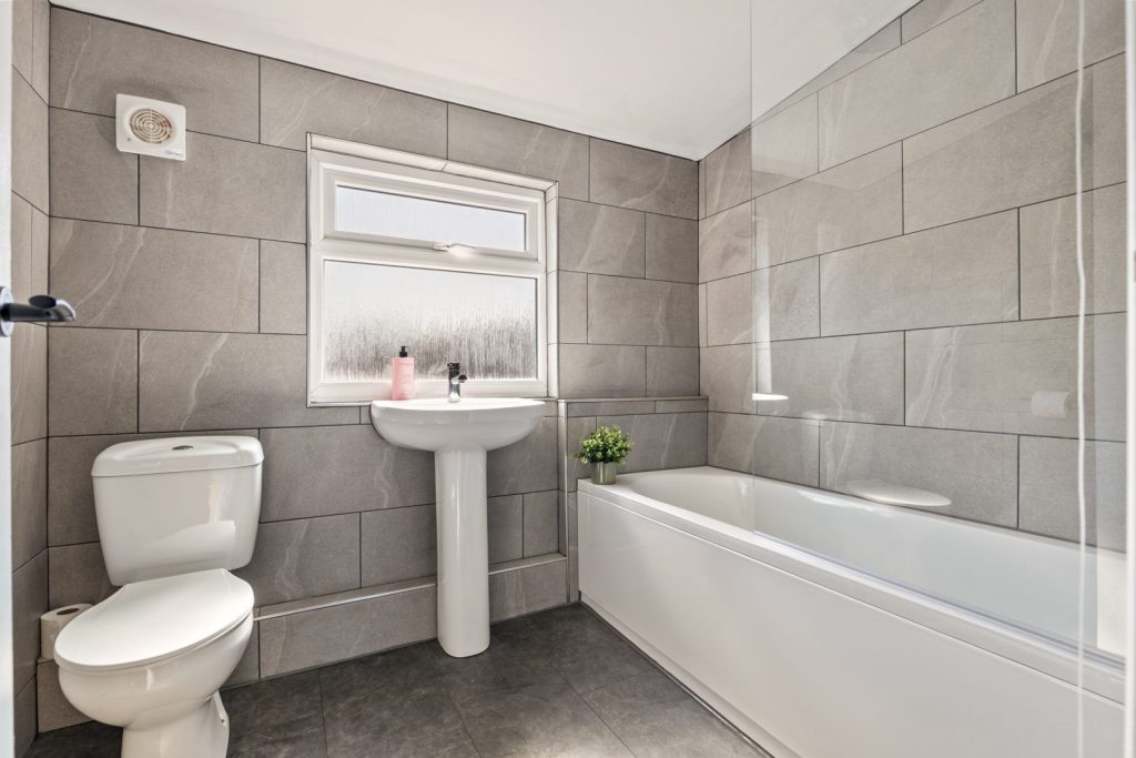 Ty Price St Davids Bathroom