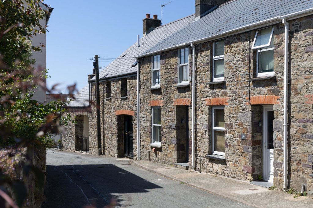 Ty Sara St Davids Exterior 2