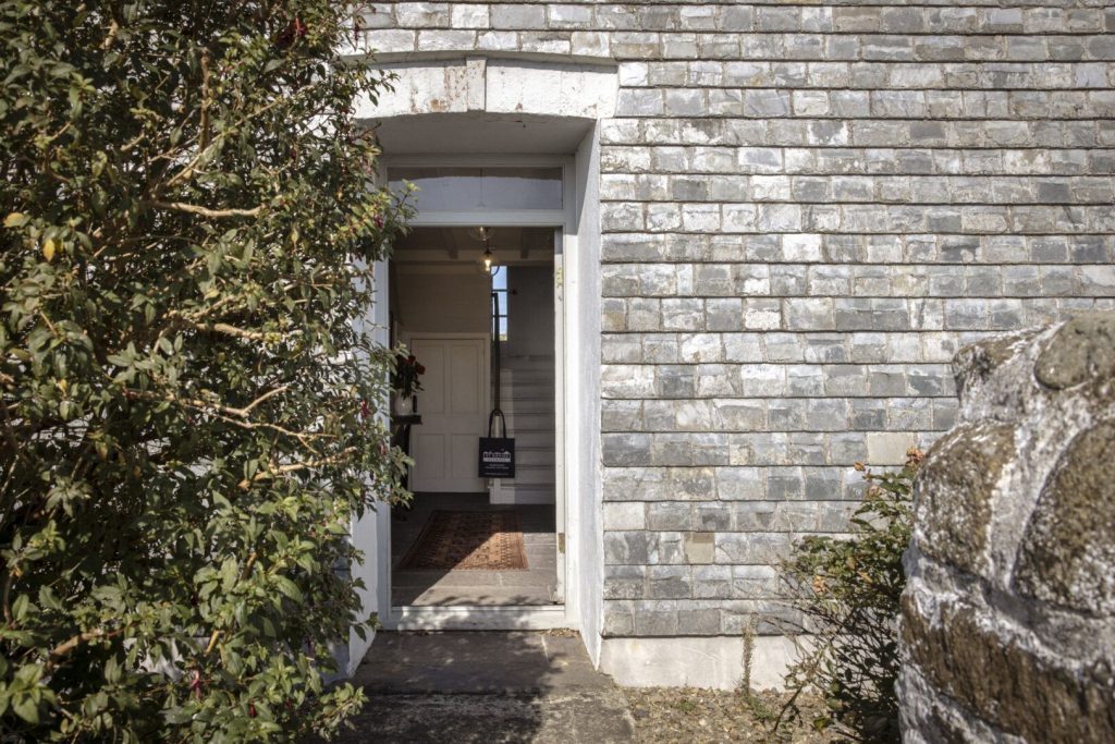 Wdig Farmhouse Near St Davids Front Door 