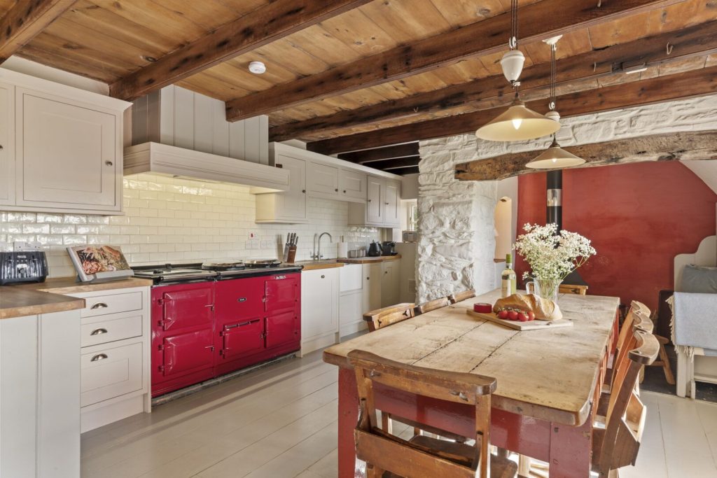 Wdig Cottage Near St Davids Dining Area 