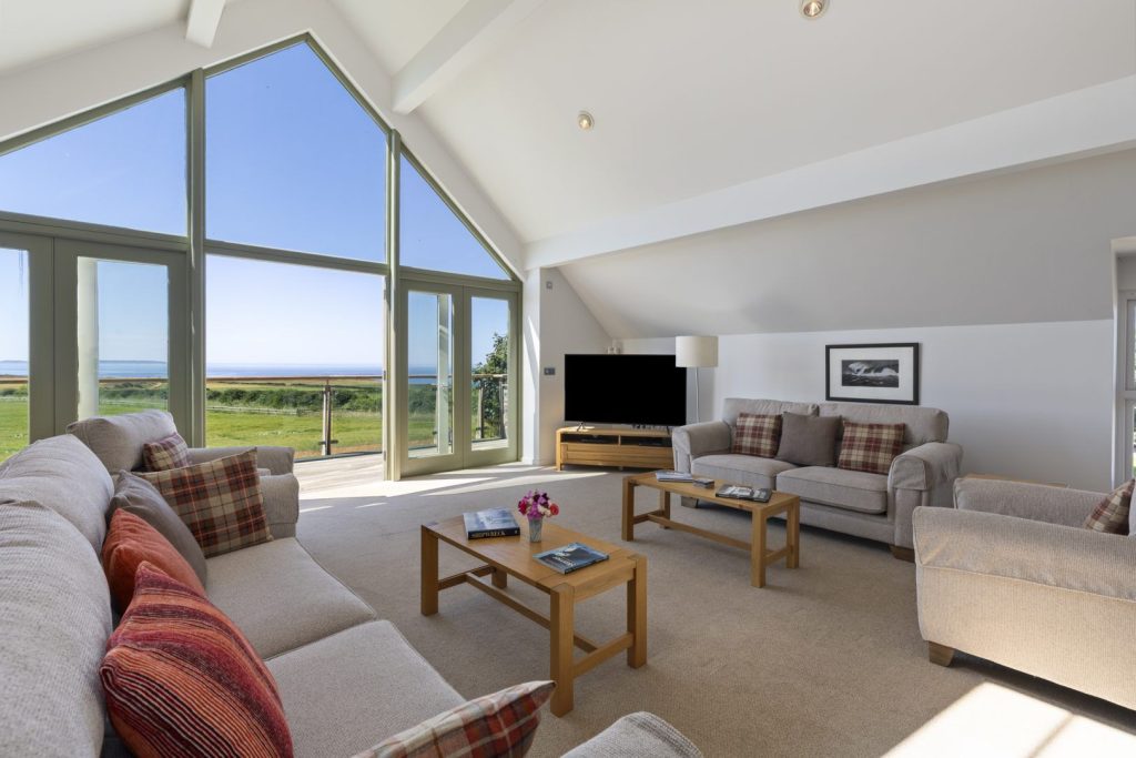 Tyr Tonnau Solva Living Room 3