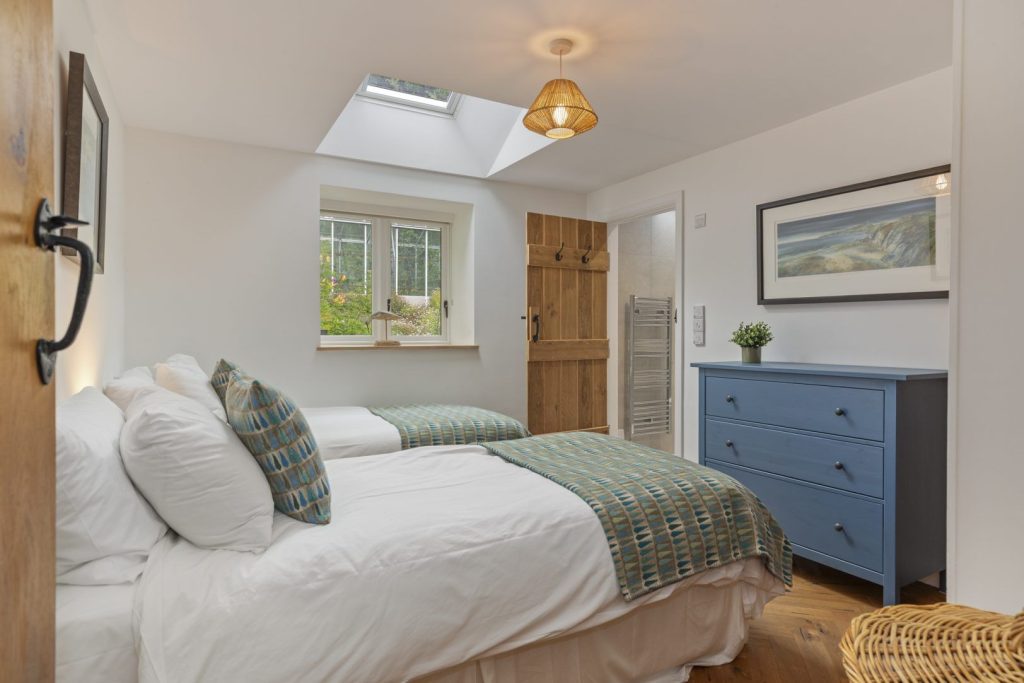 Mill Lodge Solva Twin Bedroom