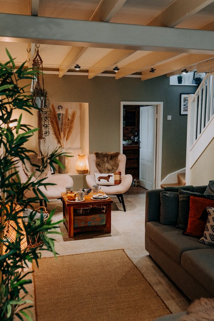 Ty Sara St Davids Lounge