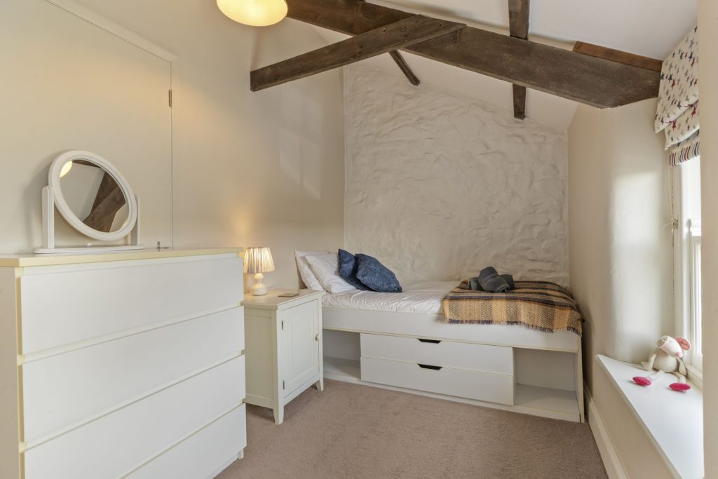 Glanhafan Solva Single Bedroom