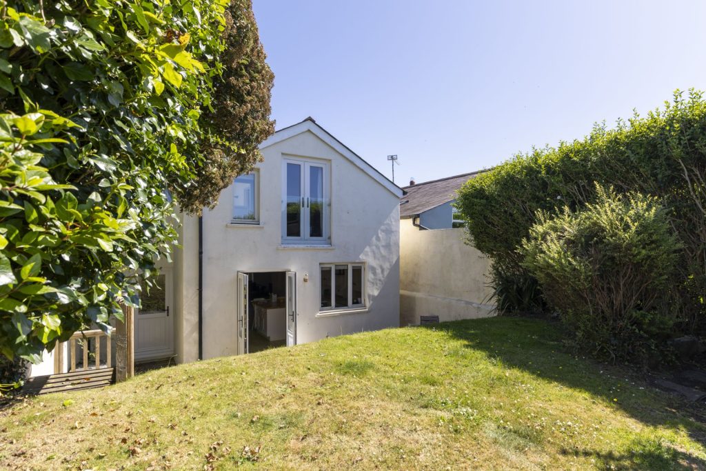 Glanhafan Solva Rear Exterior 