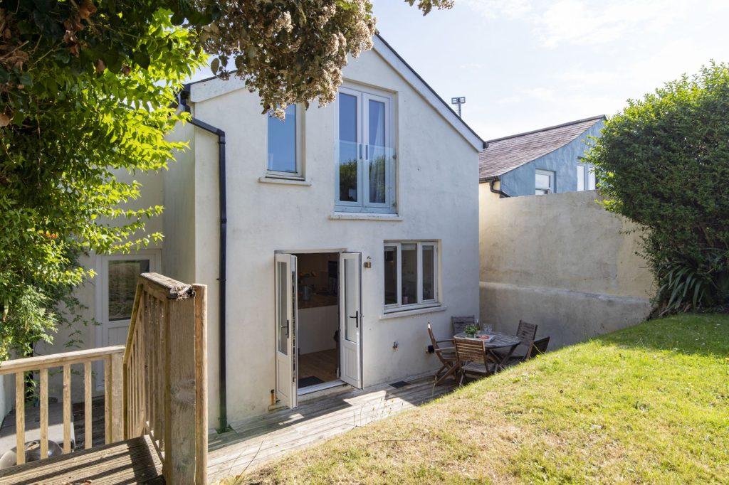 Glanhafan Solva Rear Exterior 3