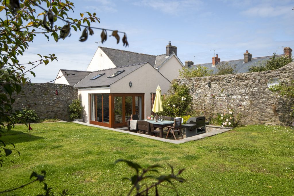 Laurel Cottage St Davids Garden