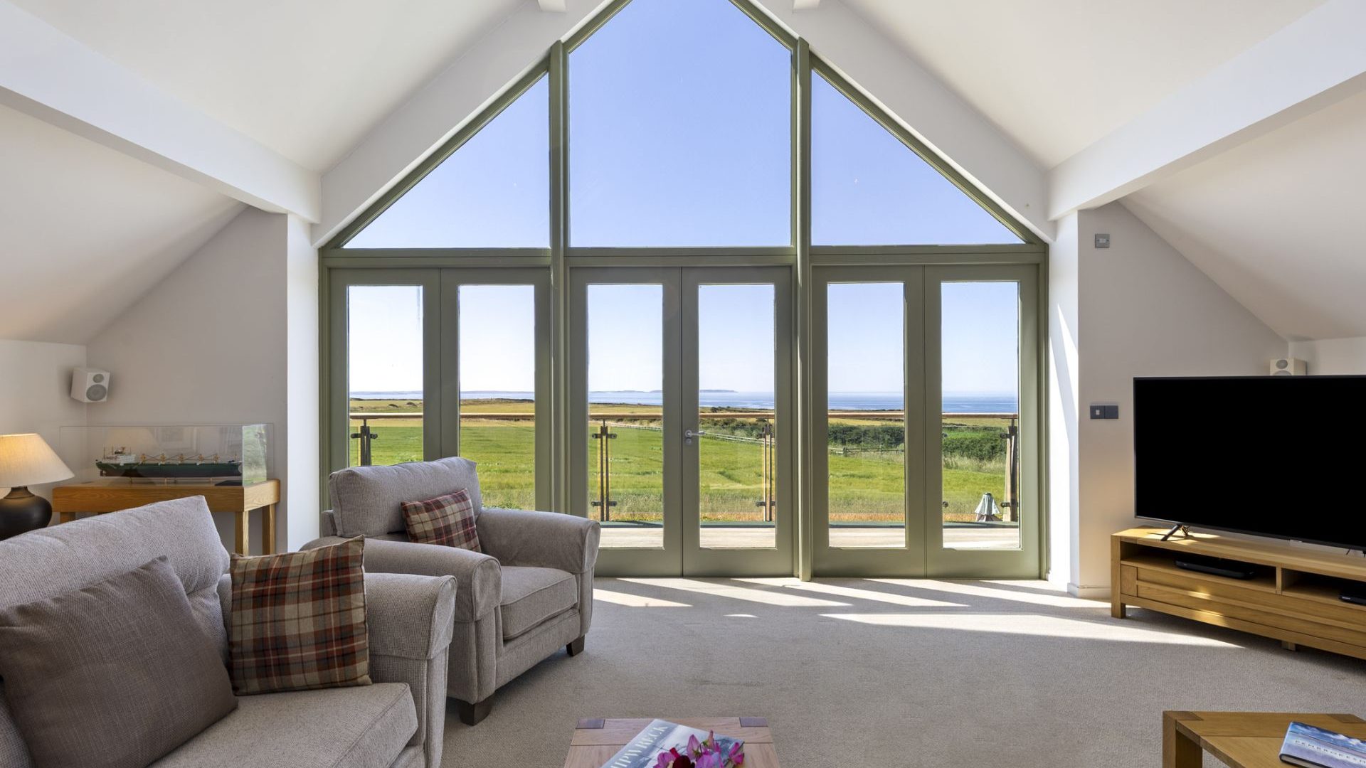 Ty'r Tonnau Solva Living Room