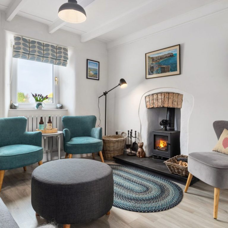 Pedwar Gwynt St Davids Living Area