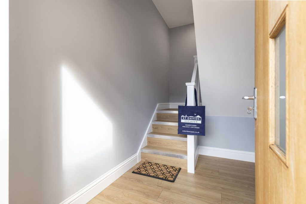 Cross Square View St Davids Hallway