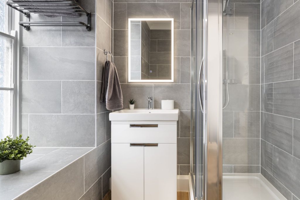 Cross Square View St Davids Shower Room 3