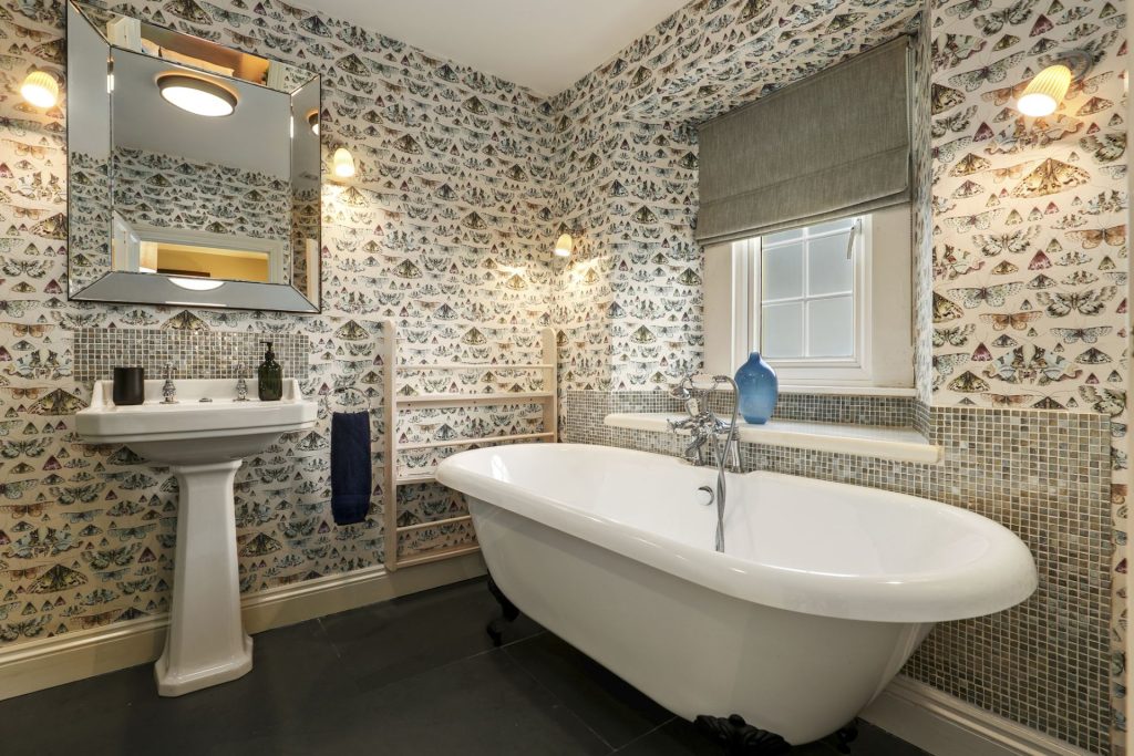 Golden House St Davids En Suite Bathroom 2