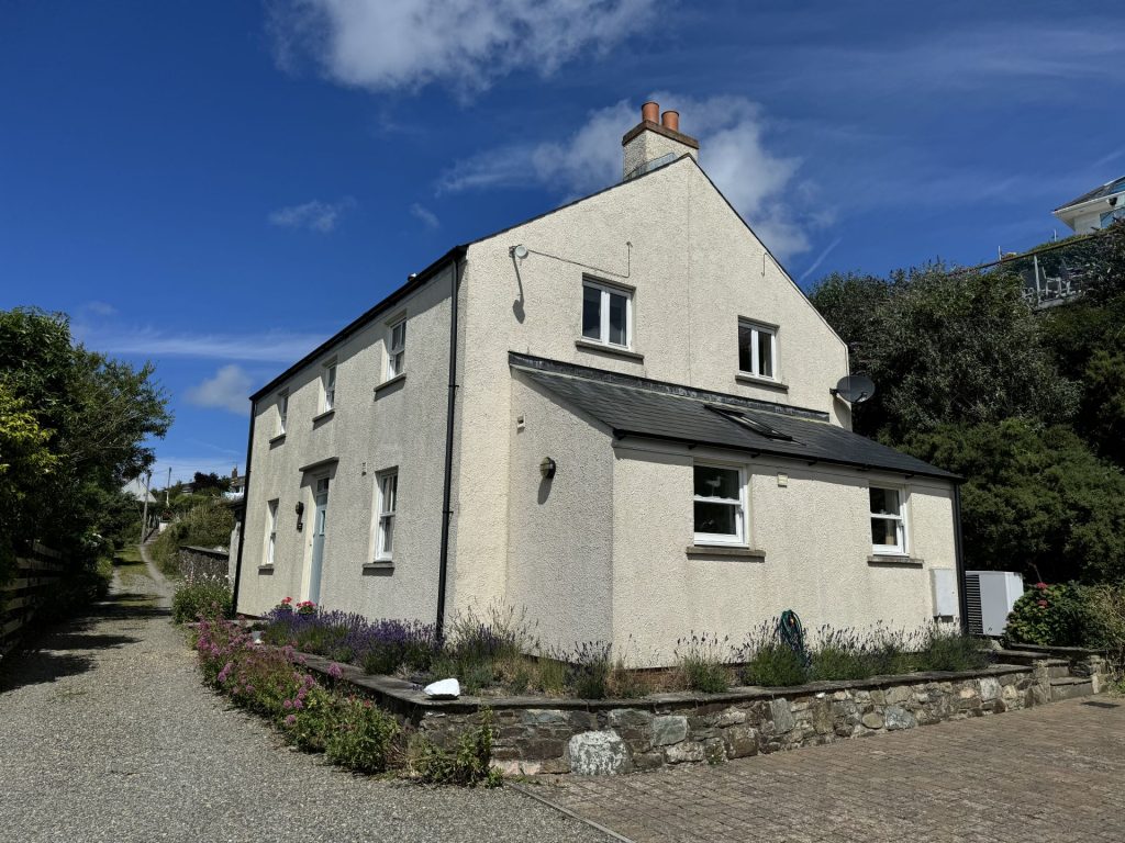 Boathouse Cottage image