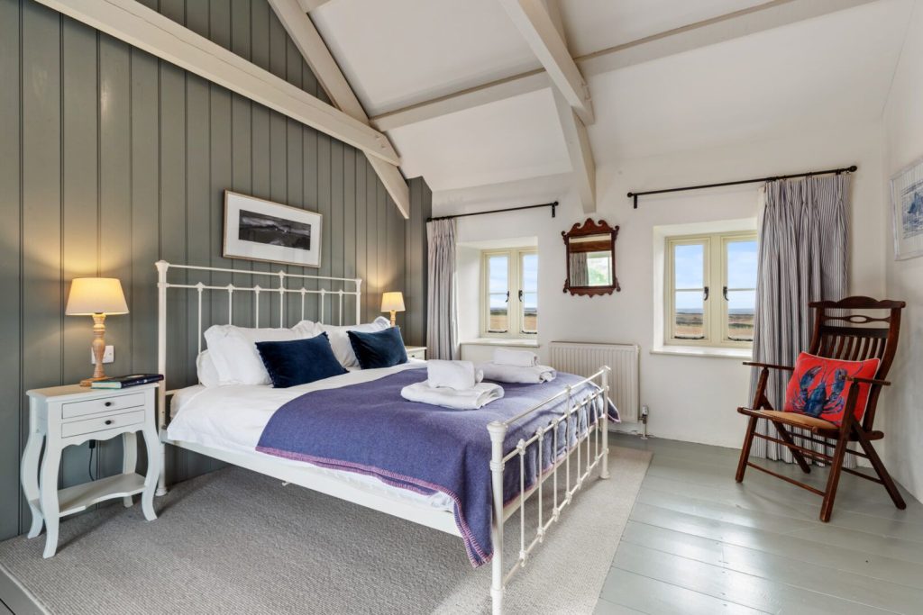 Carreg Wen Solva Double Bedroom